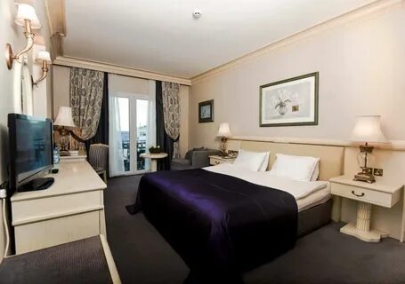 Rocks hotel