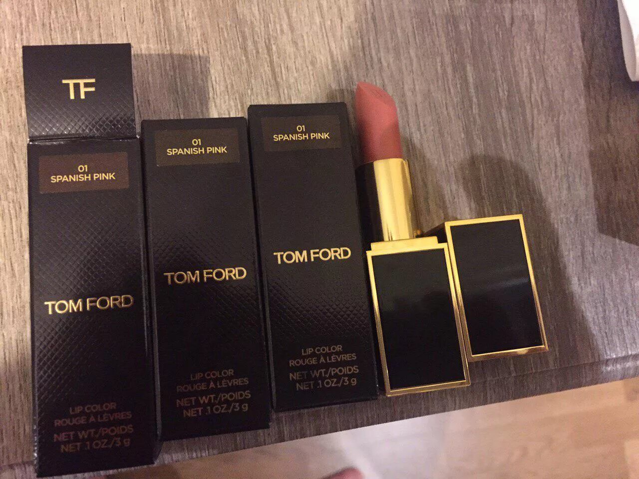 Том Форд Spanish Pink. Том Форд золотое яблоко. Tom Ford Золотая упаковка. 01 Spanish Pink Tom Ford. Том форд духи золотое яблоко