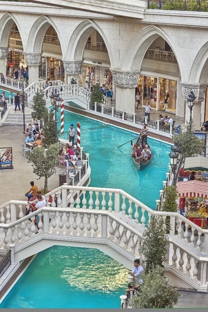 Венеция мега аутлет. Venezia Outlet Mall Стамбул. Венеция мега аутлет Стамбул. АВИАПОРТ Венеция в Стамбуле. Торговый центр Венеция в Стамбуле.