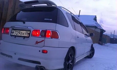 Ипсум 10 кузов лампы