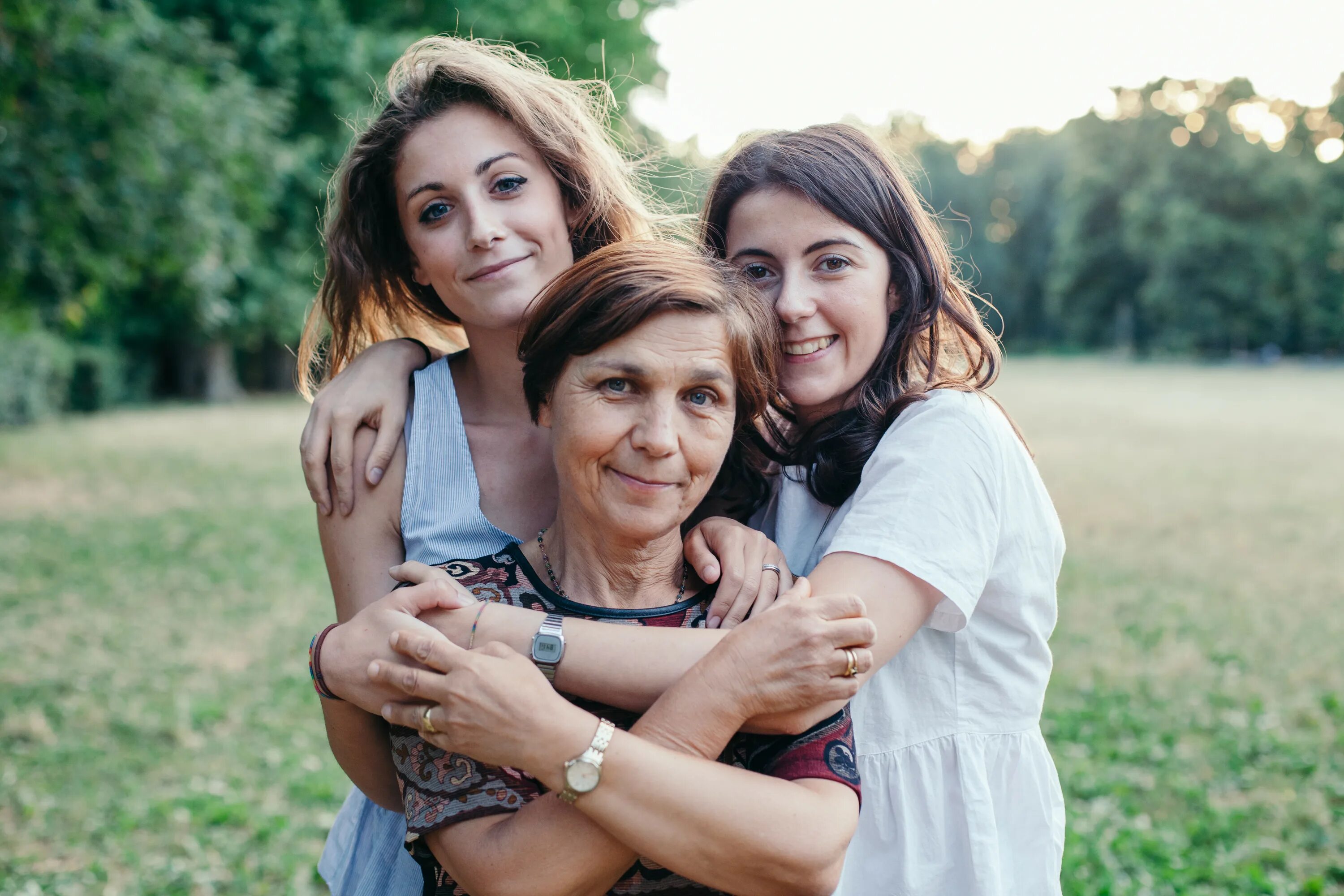 Токсичная взрослая дочь. Wives and daughters фото иконка.