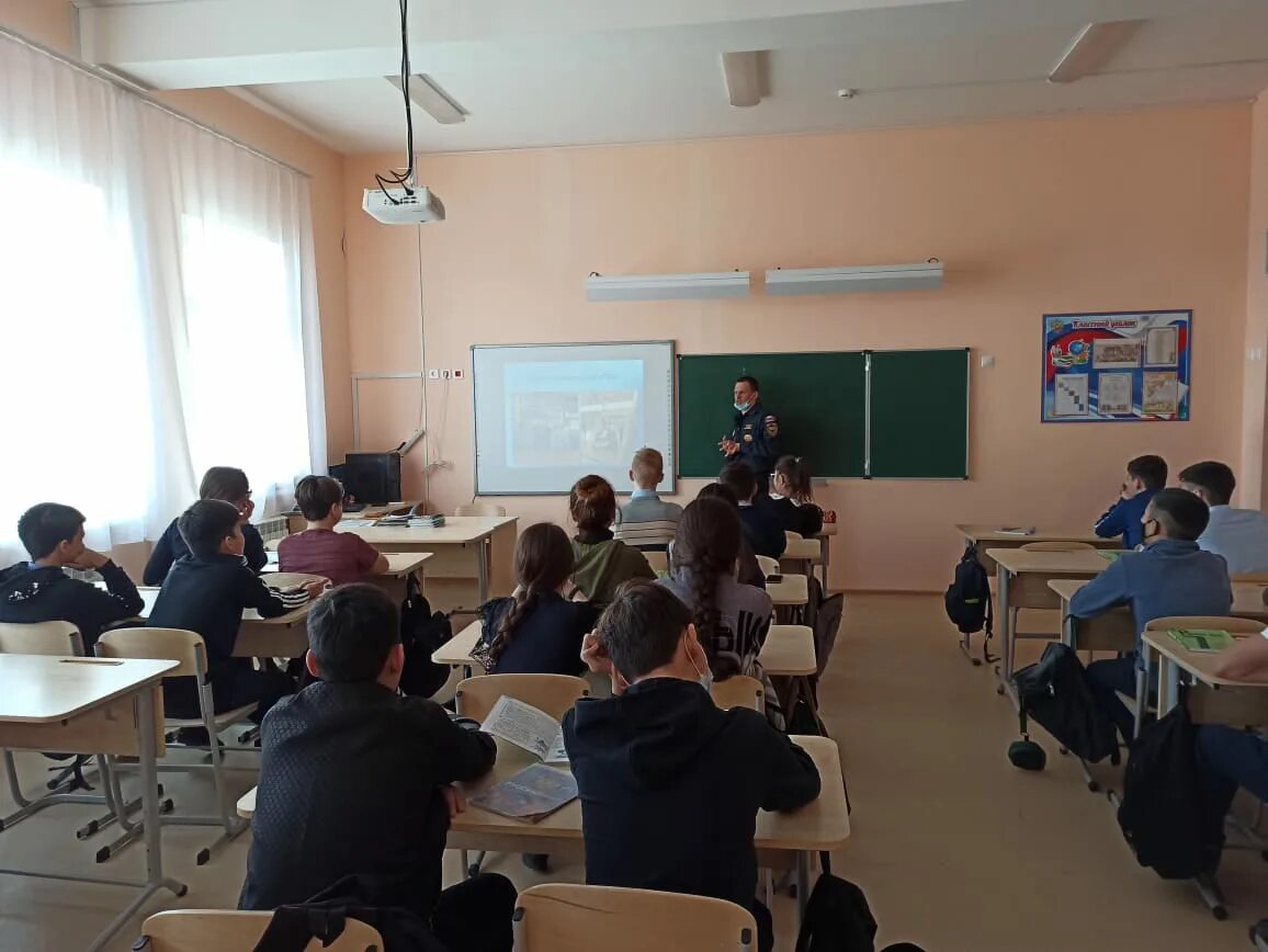 приволжская сош 1 астраханская область. школа 1 астрахань. приволжская средняя общеобразовательная школа. моу приволжская оош новоульяновск. приволжская сош началово.