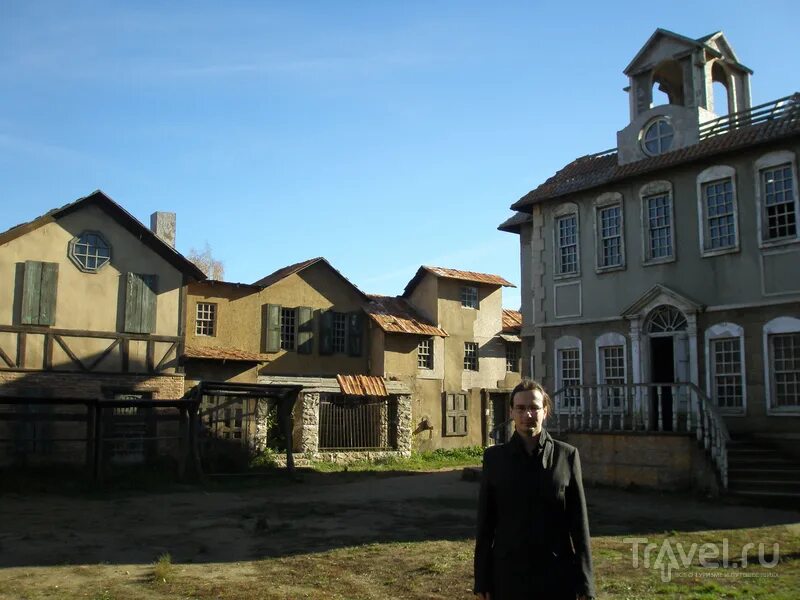 Киногород «piligrim porto» зеленоград. Усадьба середниково и киногород piligrim porto. Фирсановка усадьба середниково киногород. Киногородок в подмосковье пилигрим. Киногород piligrim porto.