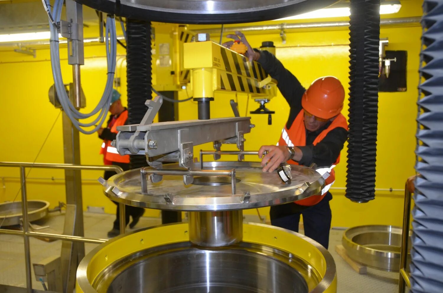 фгуп по мз молния. хоят-2 чернобыльская аэс. штамповые испытания 5000 см2. горячее испытание. росатом аэс испытания.