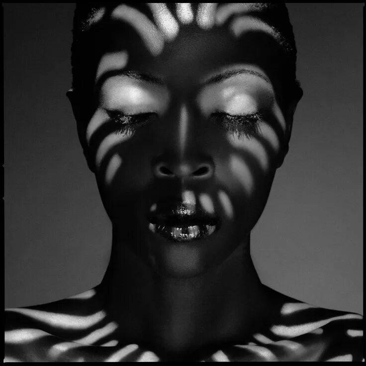 Негатив рисунка. Негатив рисунка. Негатив картинки. Негатив рисунка. Эффект негатив.