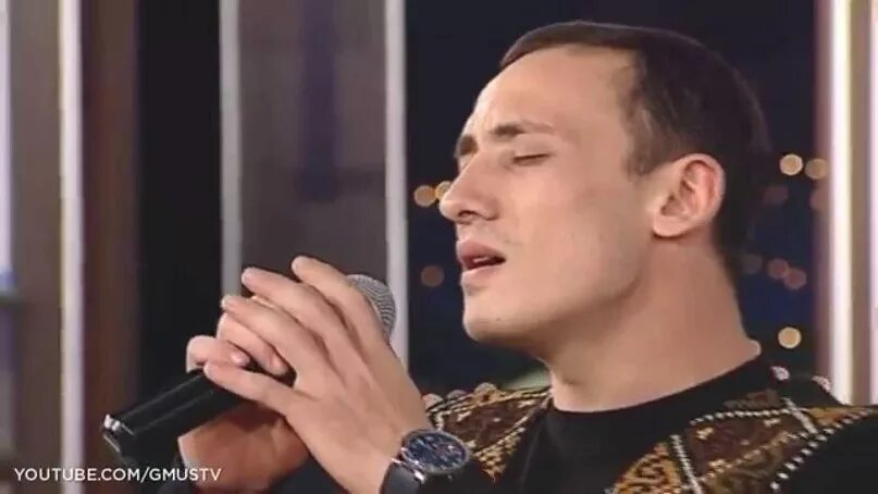 Семья дато кенчиашвили. Грузинский певец дато кенчиашвили. Дато кенчиашвили рамдени. Грузинские песни кенчиашвили слушать. Певец дато кенчиашвили.