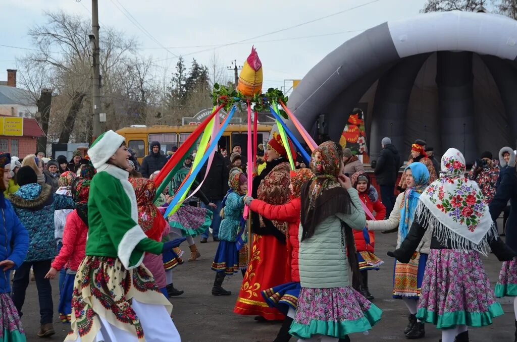 украшение стола на масленицу. масленица ярмарка. ярмарка масленица. масленица ярмарка. украшения стола на ярмарку масленица.