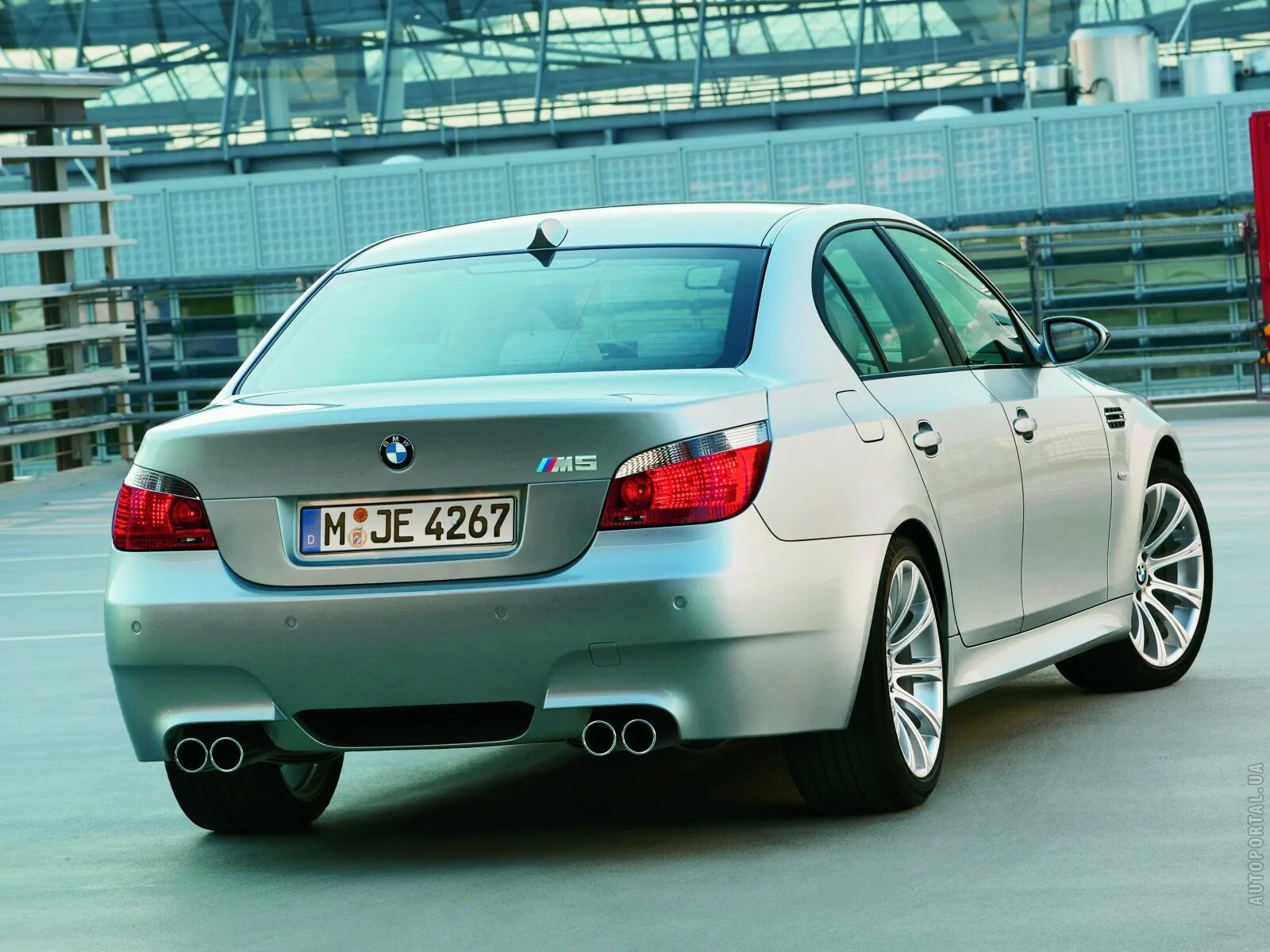 Е60 бу. БМВ m5 e60. БМВ 5 е60. BMW m5 e60 2008. BMW m5 e60 2005.