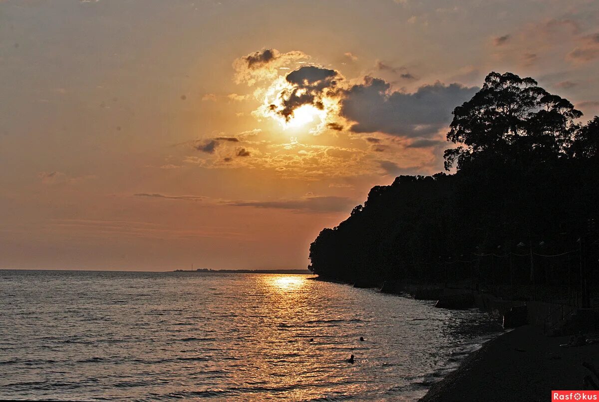 марш энтузиастов владимир бунчиков. утесов утомленное солнце. утесов утомленное солнце. утомлённое солнце текст. утомленное солнце михайлов.