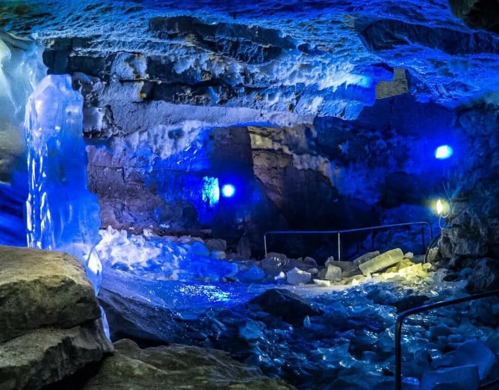 кунгурская пещера уральские горы. екатеринбург экскурсии пещеры. кунгурская пещера кунгур. грот данте кунгурской пещеры. кунгурская пещера кунгур.