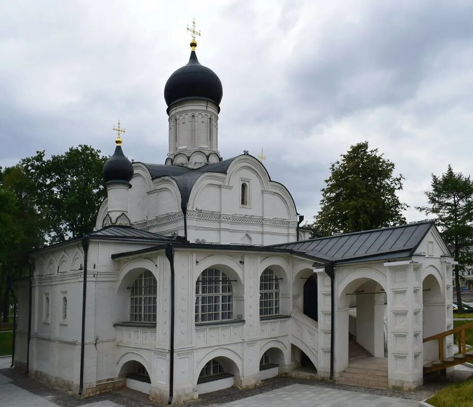 церковь анны праведной зачатия в зачатьевском монастыре, москва.