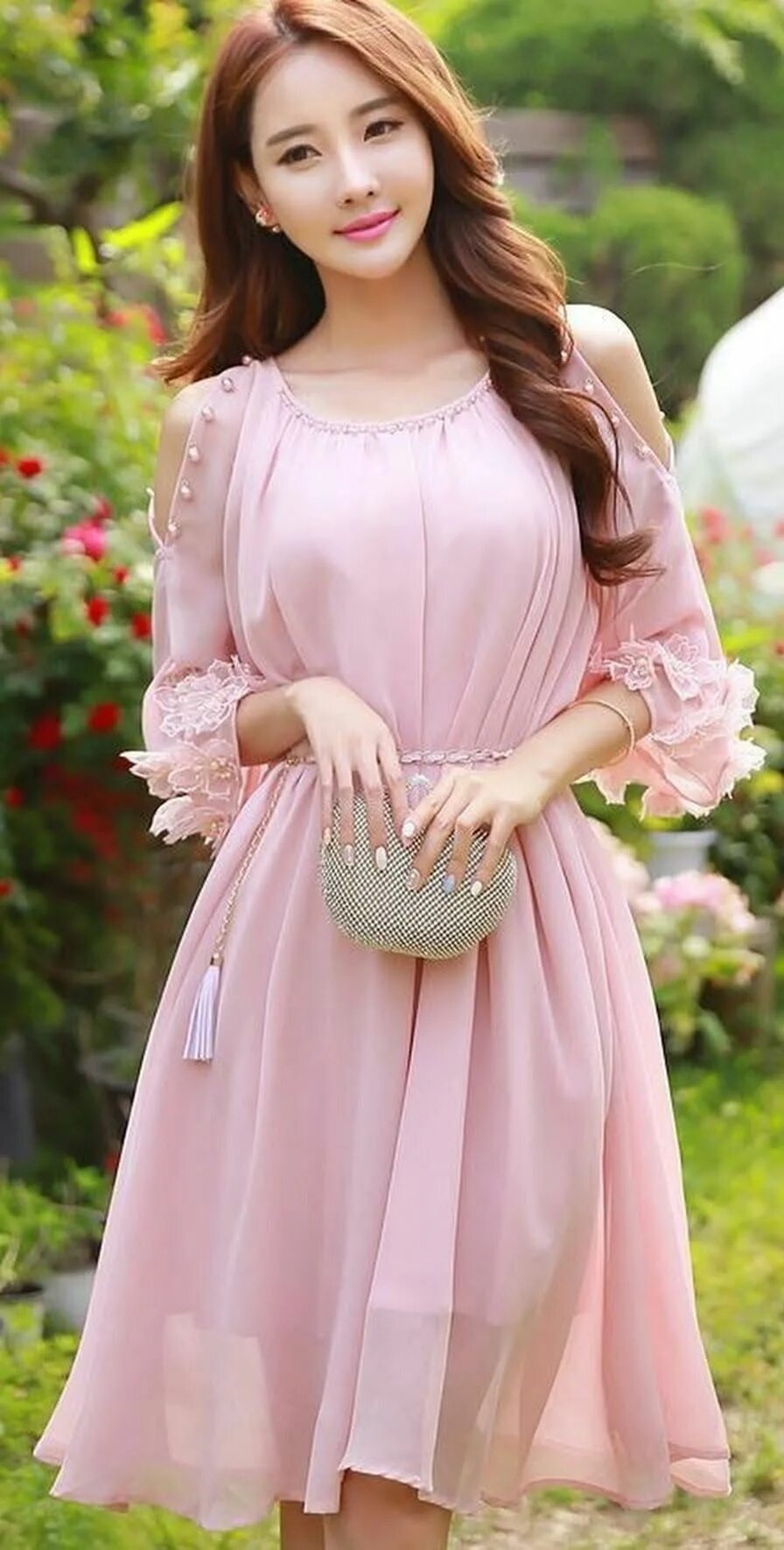 Красивое милое платье. Корейские платья. Розовое шифоновое платье. Красивое розовое платье. Нежное платье.