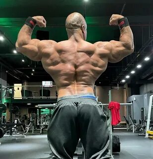 Виктор Мартинес: полная биография.