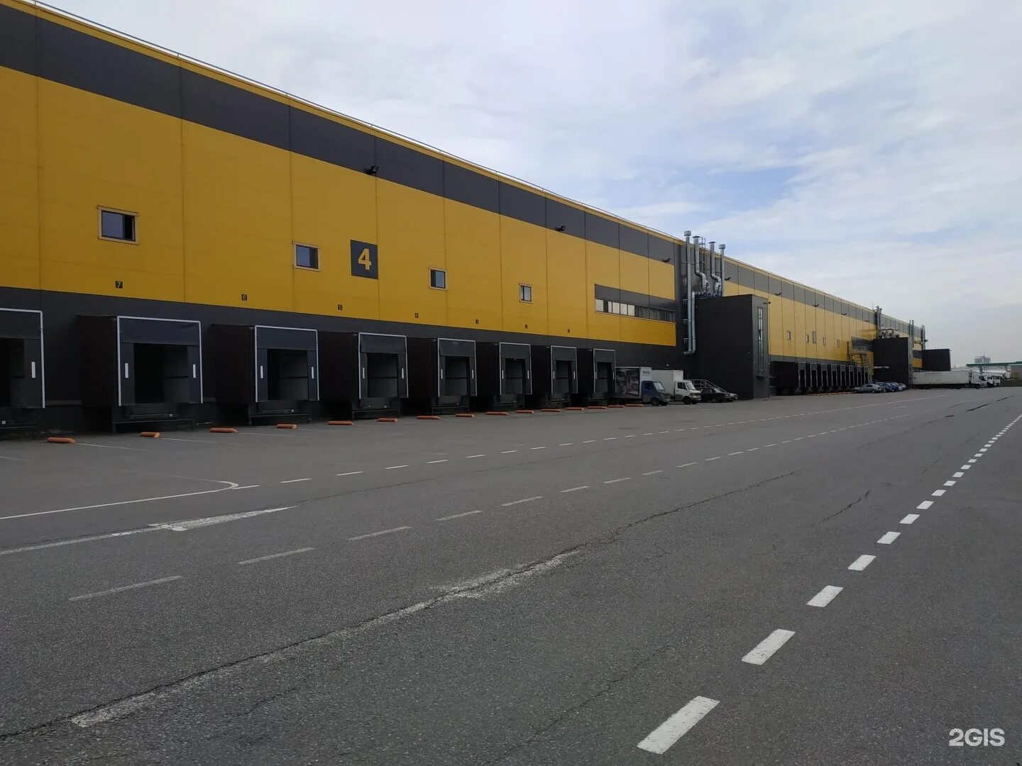 Склад деловые линии екатеринбург. Деловые линии терминалы в петербурге. Деловые линии санкт-петербург шушары армада. Деловые линии латышских стрелков. Деловые линии терминалы в петербурге.