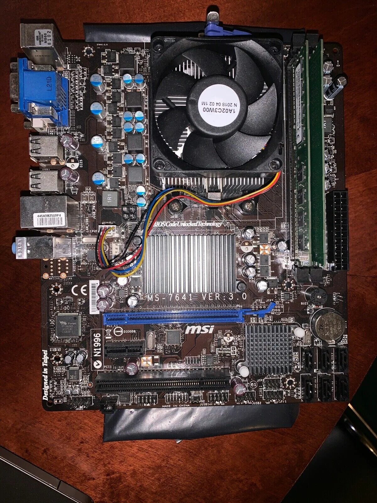 Msi 760gm p23 fx. MSI MS-7641. MS 760 GM p33 сокет. Материнская плата MS 7641 ver.