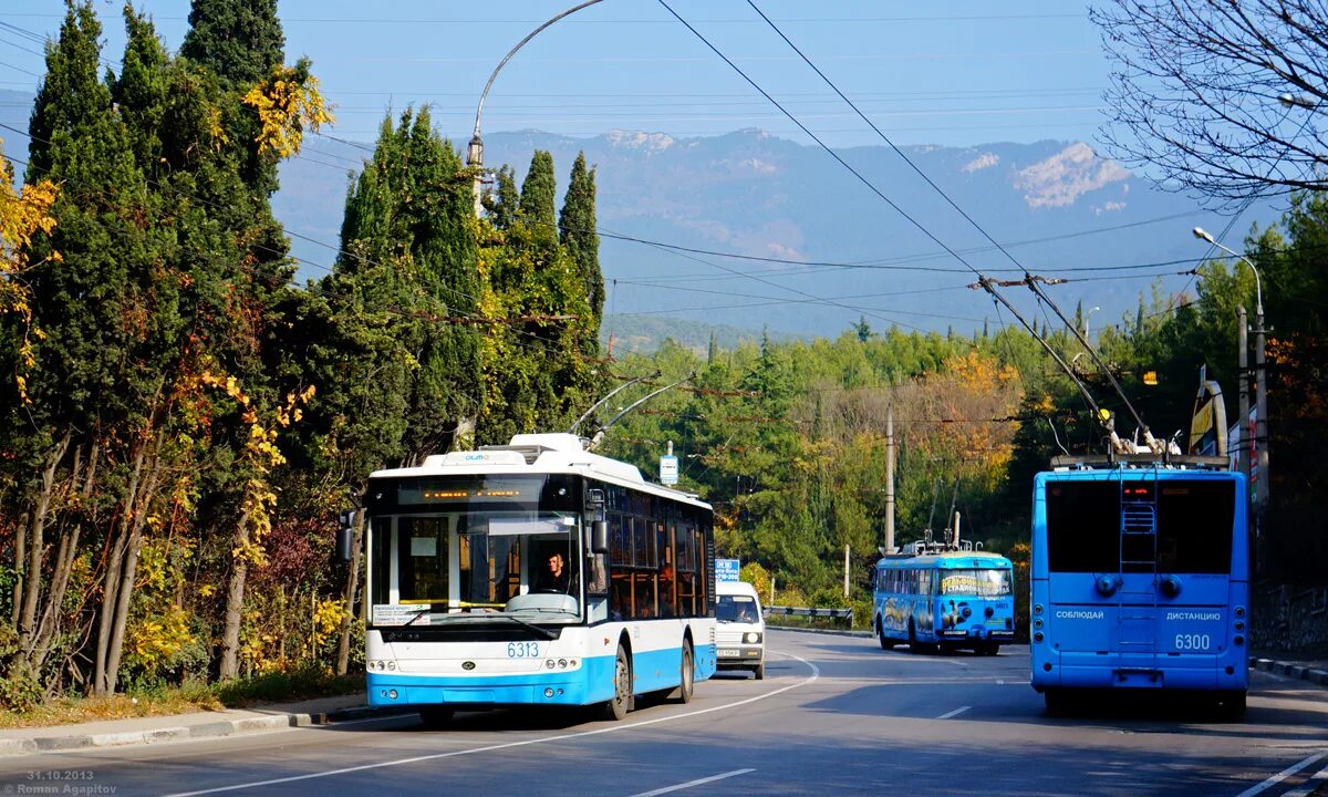 Самая протяженная троллейбусная линия в крыму. Троллейбусная трасса Симферополь Ялта. Троллейбусная трасса «Симферополь – Алушта – Ялта». Троллейбус Симферополь Ялта. Троллейбус 52 Симферополь.