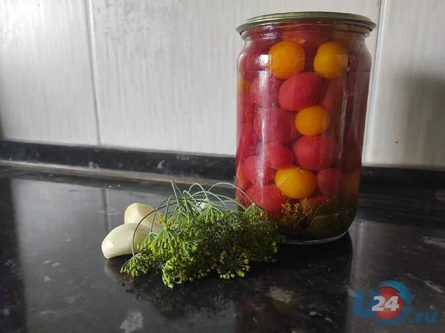 Консервировать черри на зиму