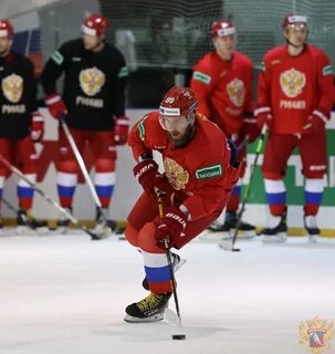 Где играют хоккеисты