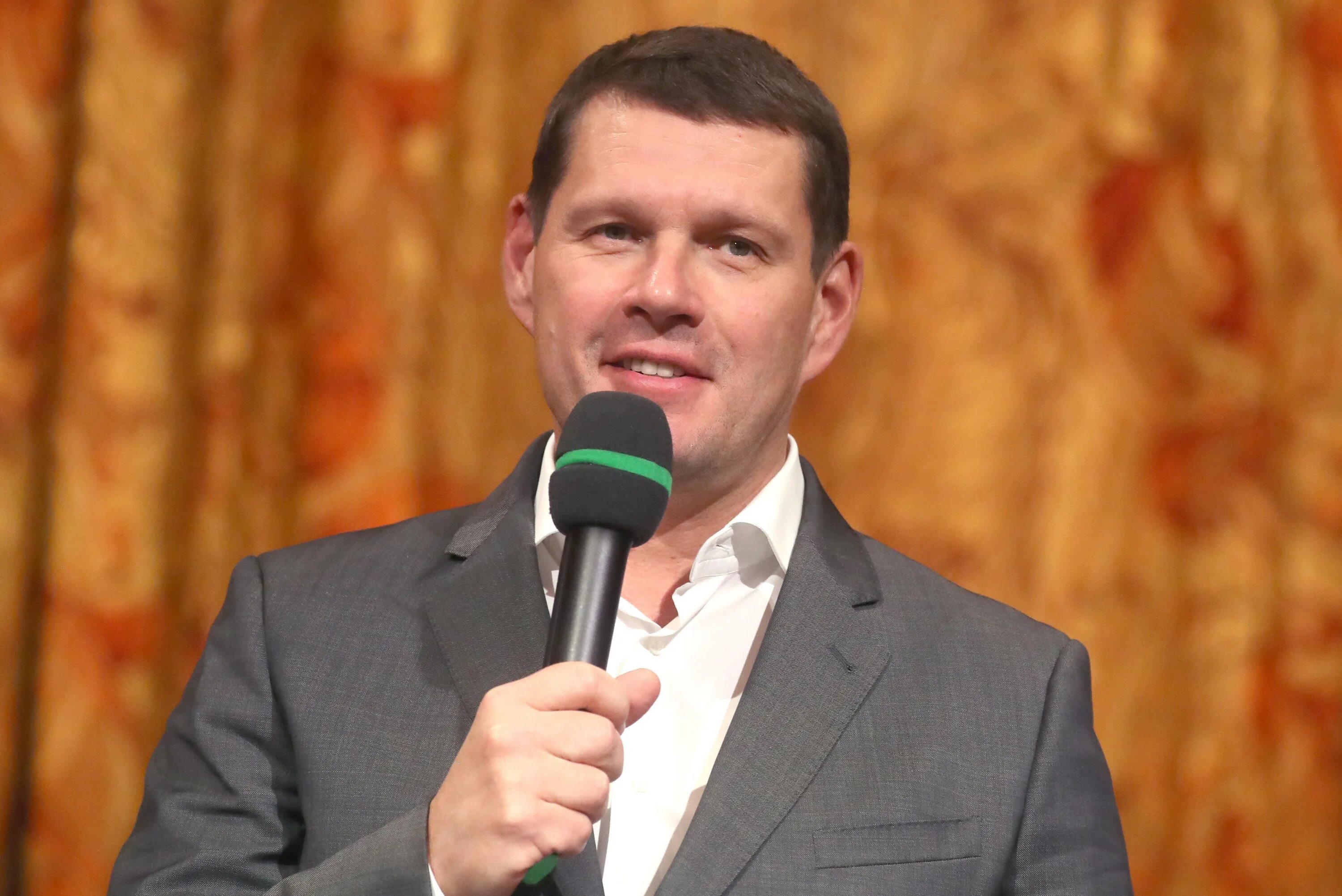 Александр светаков абсолют. Светаков александр александрович абсолют. Жена александра светакова. Светаков абсолют. Владелец абсолюта.