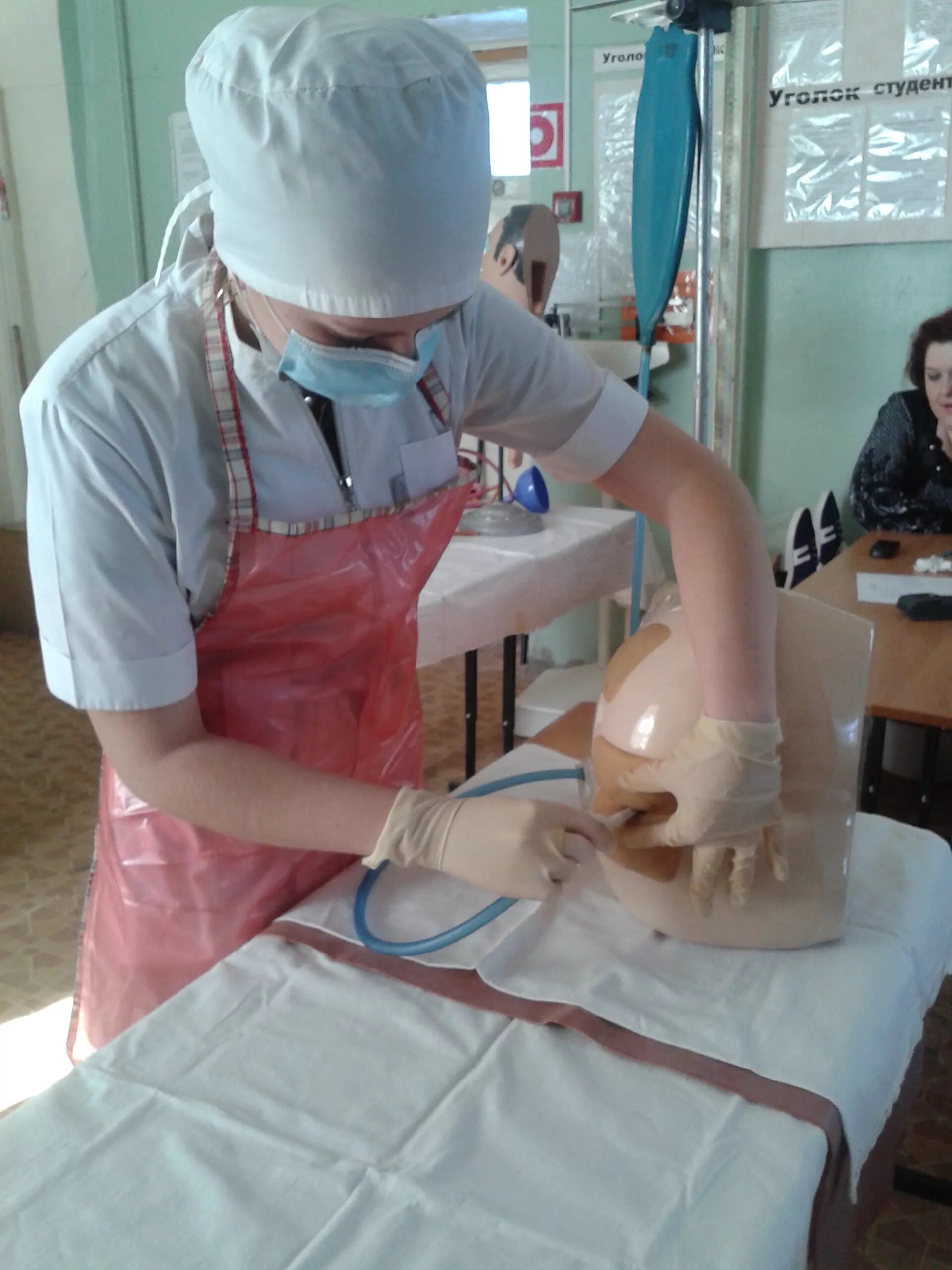 медики практиканты. практика в мед колледже. медицинский колледж бгму медсестры. учебная практика в меде. производственная практика в медицинском колледже.