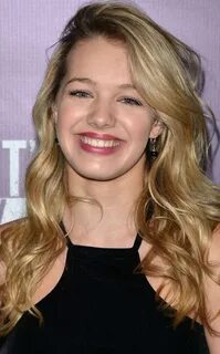 Sadie calvano measurements