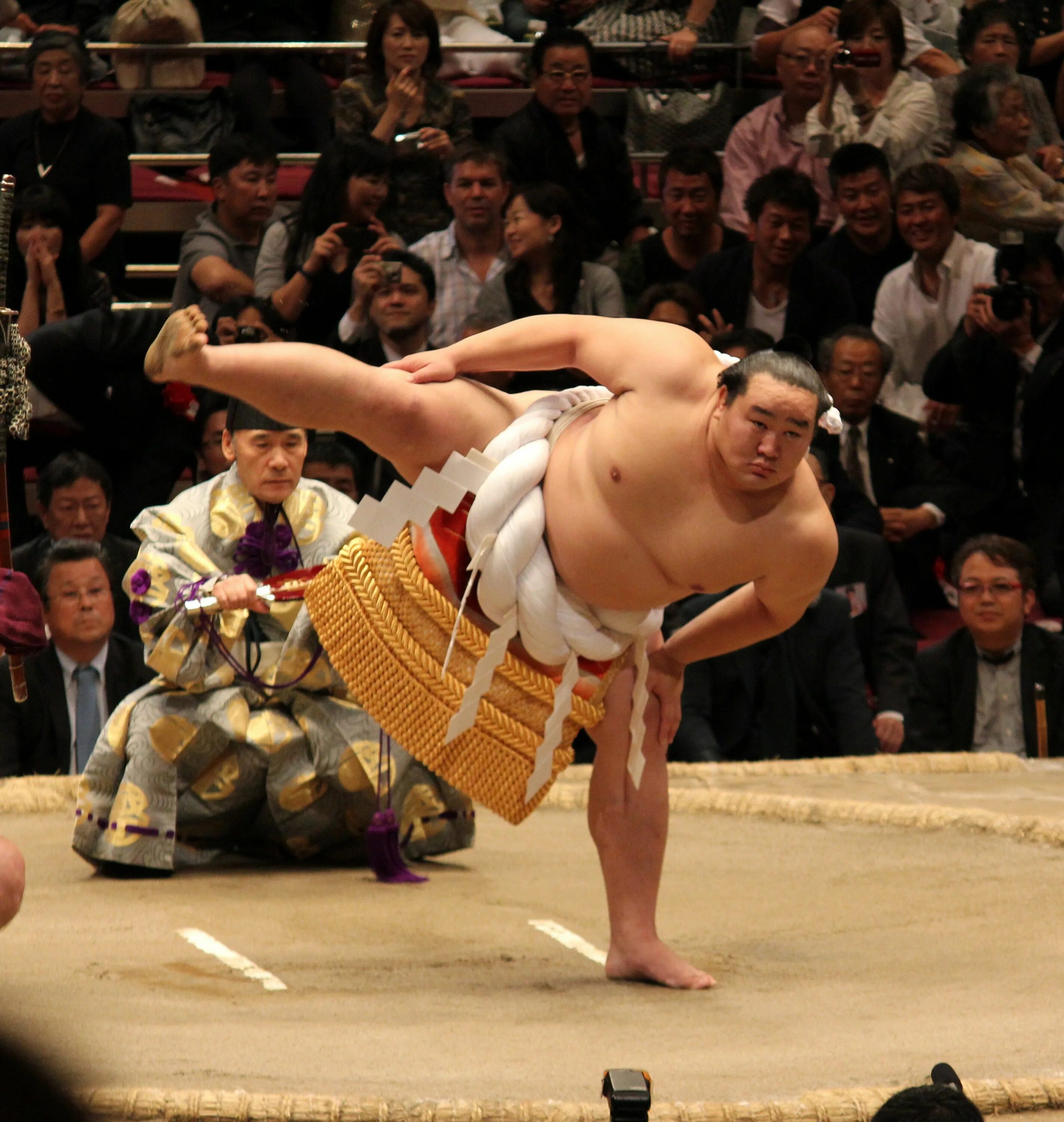 Маваси. Пояс маваси борьба сумо.