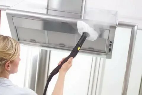 Моем вытяжку на кухне