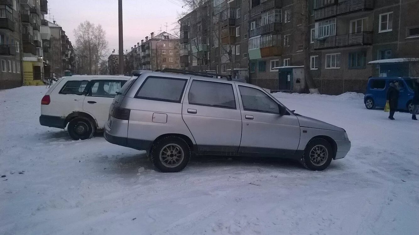Ваз 2111 колеса. Ваз 2111 бпан. 2111 на 2106. 2111 на 2106. Ваз 2111 -70.