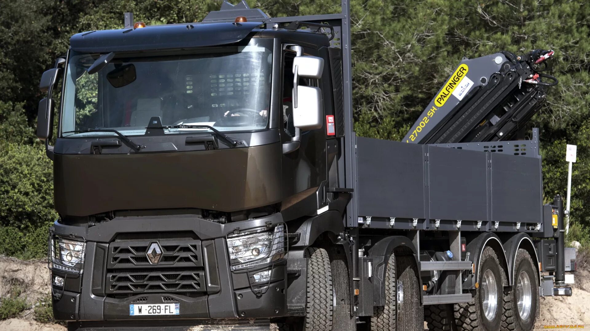 C c грузовик. Renault Trucks c. Renault Trucks t 6x4. Renault Trucks 4х4. Renault Magnum 8x4.