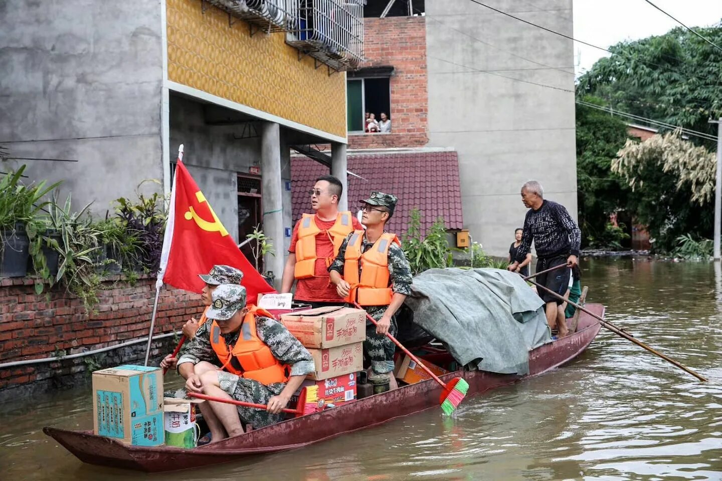 Какое наводнение в китае. Наводнение в Китае. Потоп в Китае. Наводнение в Китае 2020. Наводнения в Китае (2010).