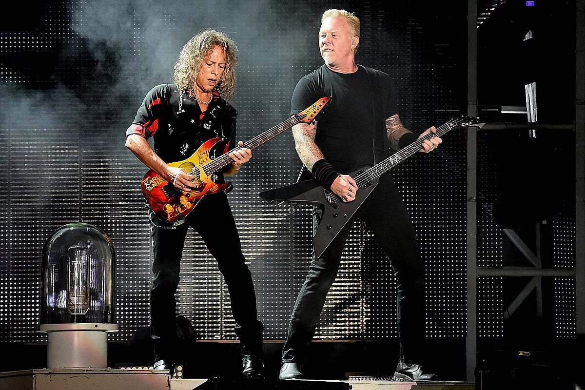 Metallica лучшие песни. Metallica 1986. Metallica 72 Seasons. Металлика Ван. Metallica фото.