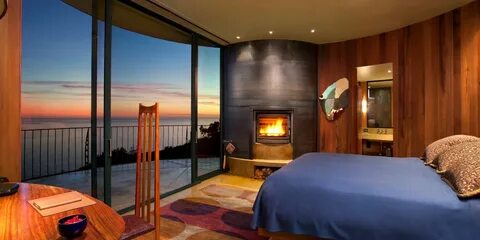 Travel room