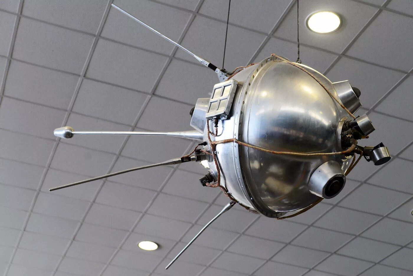История станций луна. АМС Луна 2. Луна-2 автоматическая межпланетная станция. Луна-1 автоматическая межпланетная станция. Луна 2 1959.