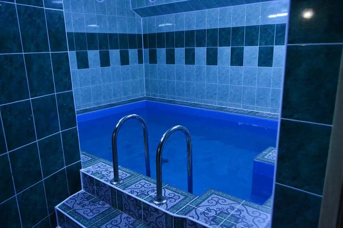 Ульяновск сауны бани. Vip house ульяновск сауна новый город. Банный комплекс вип хаус ульяновск. Ульяновск баня телефон. Ульяновск баня телефон.