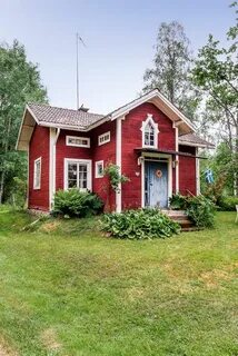 Красный дом деревня