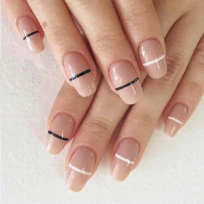 Маникюр френч тонкая полоска Line nail Oksana Oblap o.'s Photo Beautylish Lines on nails, French acrylic nail