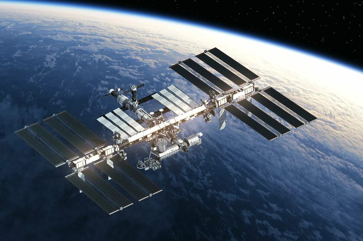 Как называется международная станция. Международная Космическая станция МКС. Станция МКС В космосе. Международная Космическая станция ISS. Космическая орбитальная станция МКС.