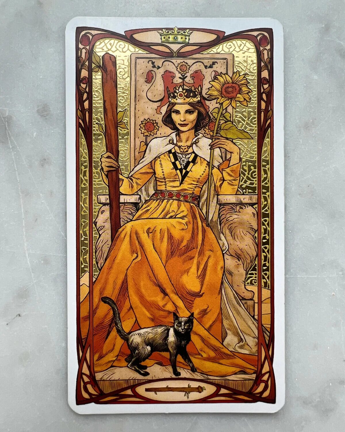 Королева жезлов на будущее. Queen of Wands Таро. Королева Посохов Таро. Королева жезлов Таро Уэйта. Королева жезлов Queen.