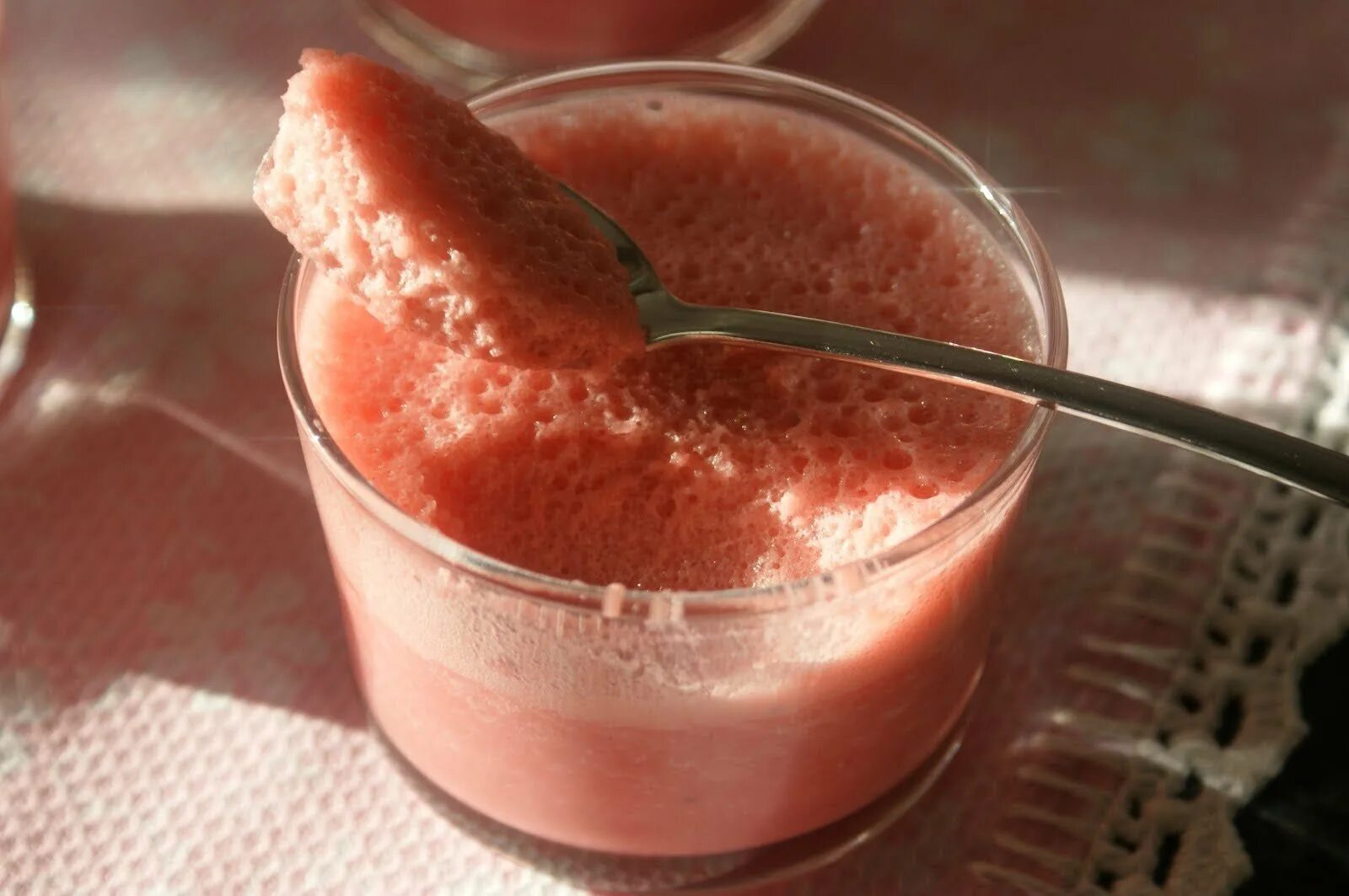 Мусс из манки. Мусс манка сок. Мусс манка сок. Мусс из манки. Мусс манный с клюквой.