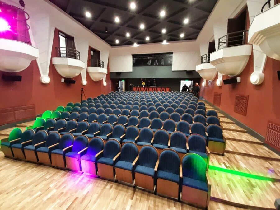 кукольный барнаул. театр кукол сказка барнаул. алтайский государственный театр кукол «сказка». театр сказка барнаул. кукольный театр барнаул.