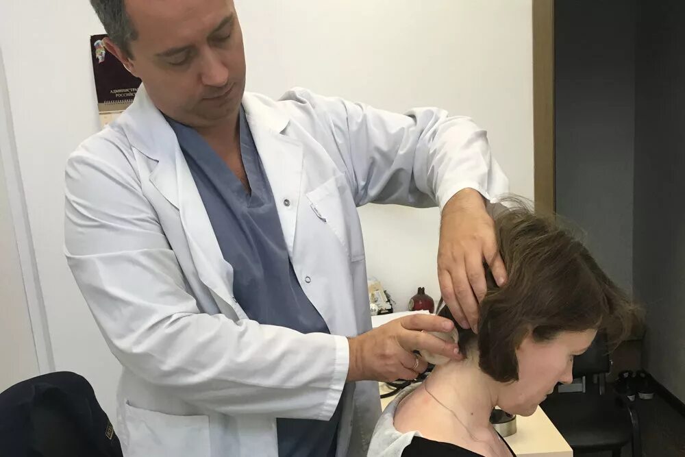 вдовий горбик холка липома. увт ударно волновая терапия вдовий горбик. доктор холкой. доктор мамонтов упражнения. остеопороз вдовий горбик.