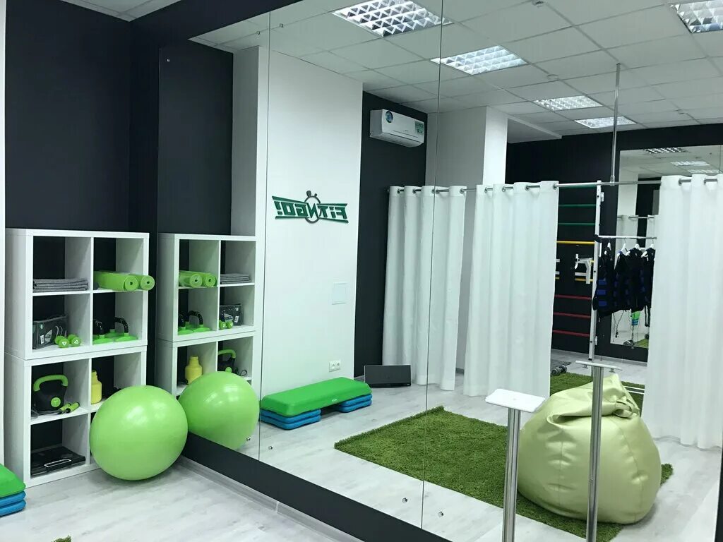 Скидка фит. Фит энд гоу. Fit n go парк культуры. Фитнес студия. Индивидуальные фитнес студии.