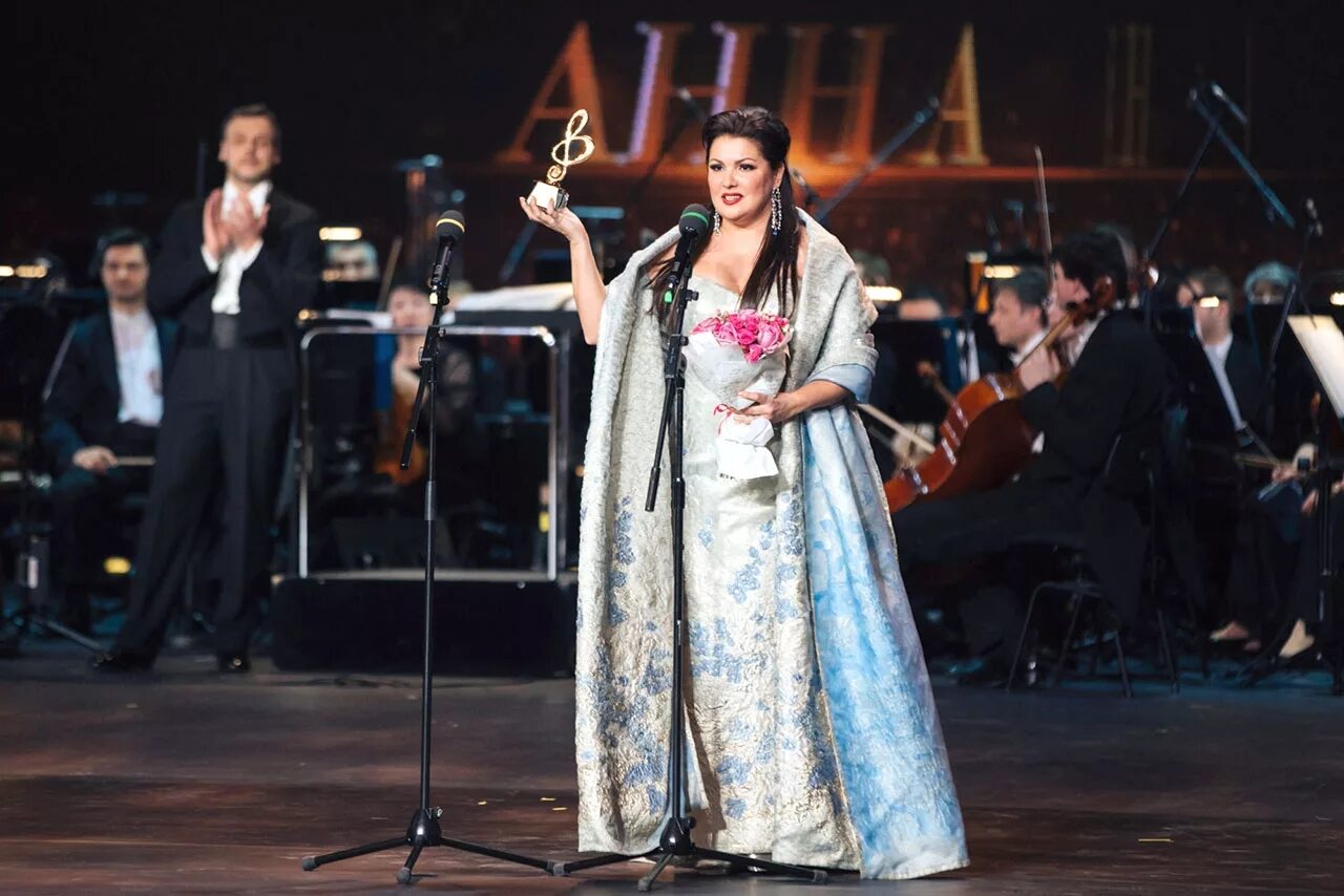 опера певица