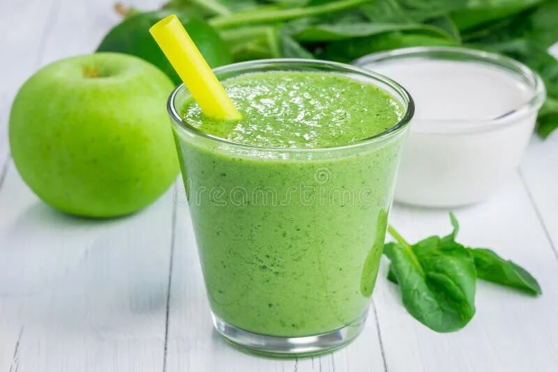 Смузи лайм и яблоко. Вкусный смузи из фруктов. Здоровое смузи. Коктейль малина, дыня. Здоровое смузи.