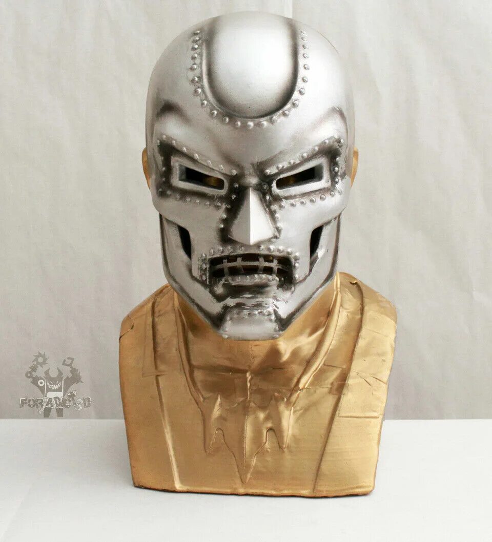 Маски doom. Маска доктора дума. маска dr doom. маска доктора дума 2005. маска 0.0.0.3.