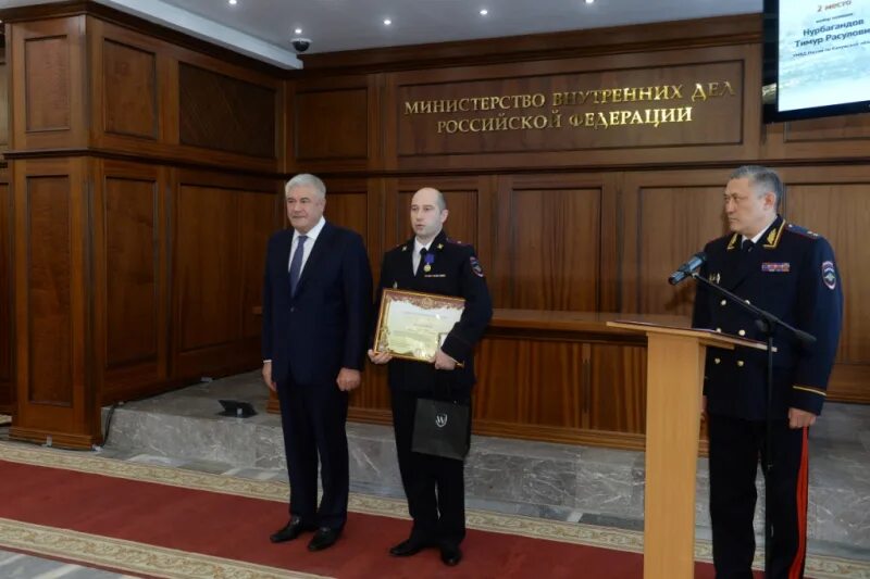 Колокольцев награды. Калужский Участковый Тереник награды. Калужский участковый