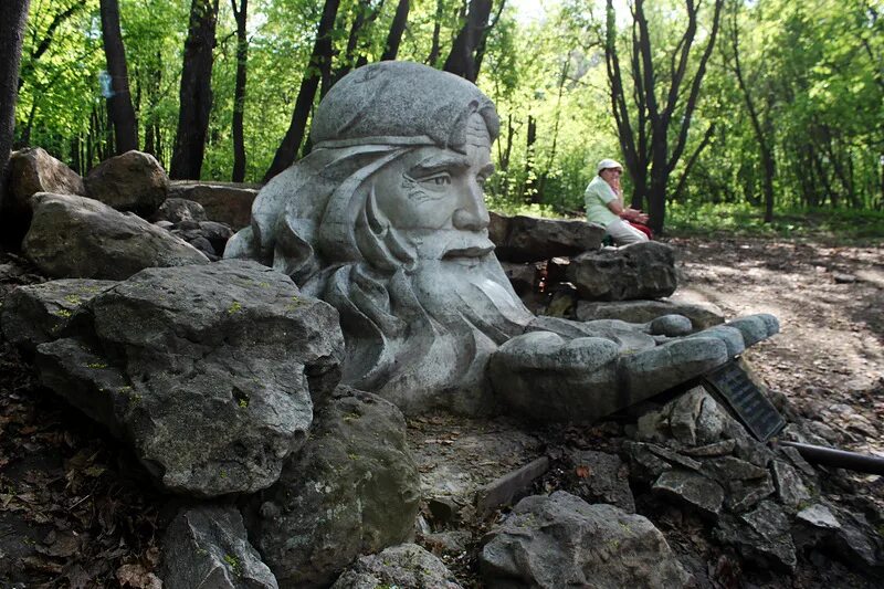 Саратовский родник. Кумысная Поляна Саратов Родник. Родник серебряный Саратов. Родники Кумысной Поляны Саратов. Родник на Кумысной Поляне Саратов.