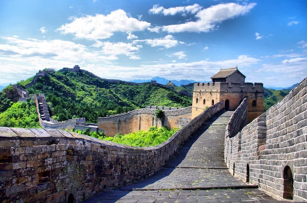 Великая китайская стена. Пекин Великая стена. Пекин китайская стена. Пекин достопримечательности китайская стена.