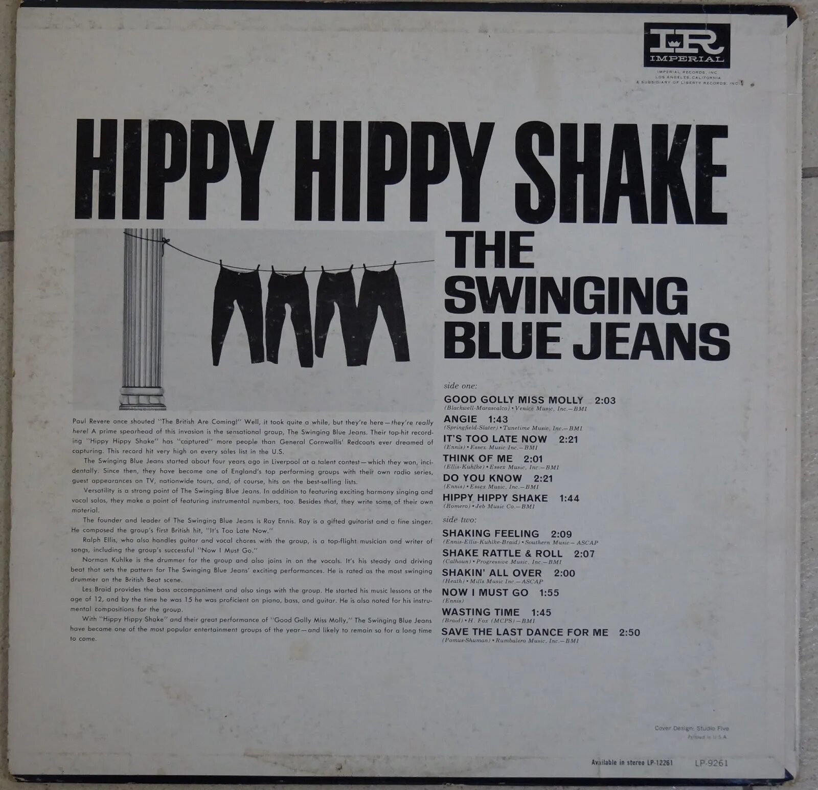 Shake the feeling. Группа the swinging Blue Jeans. The swinging Blue Jeans обложка. Swinging Blue Jeans Hippy Hippy Shake. The swinging Blue Jeans - Blue Jeans a' swinging.