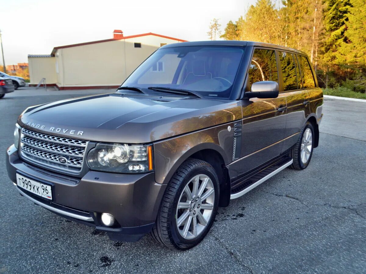 Range Rover 2010. Ленд Ровер Рендж Ровер 3 Рестайлинг 2. Рендж Ровер Суперчардж 2010. Ленд Ровер Рендж Ровер 2011. Купить ровер б у